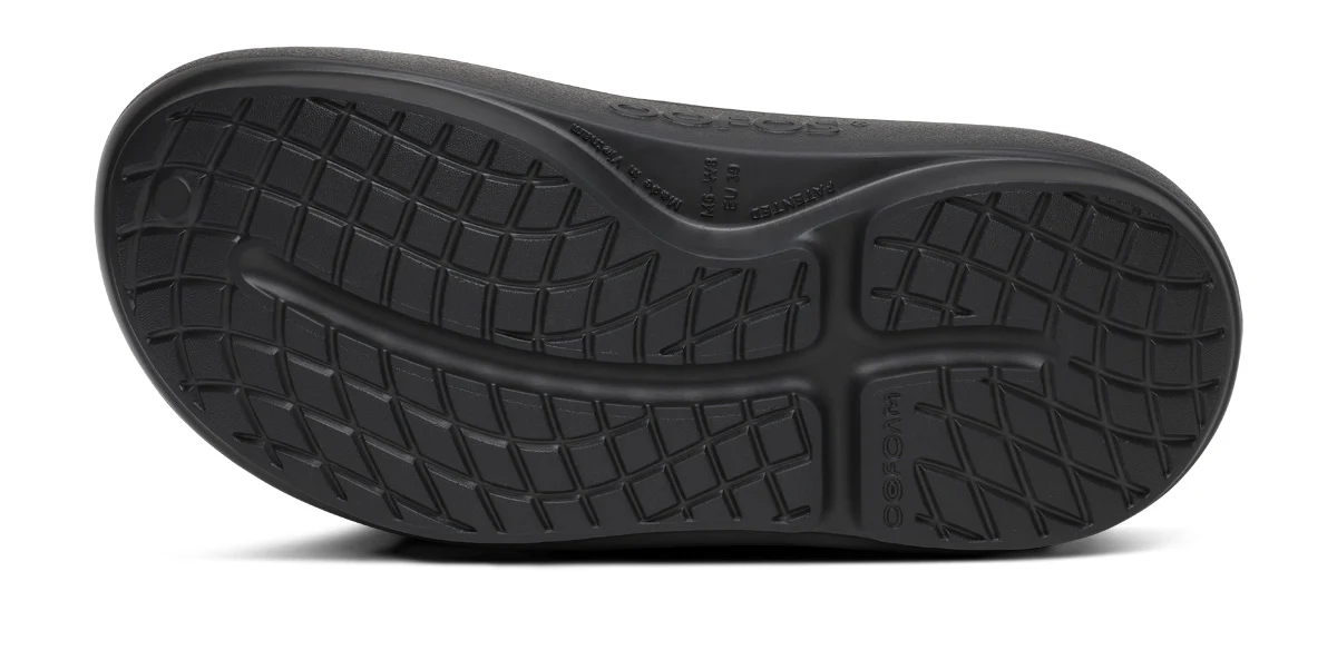 Men's Cloog PLUS Clog - Black - Image 8